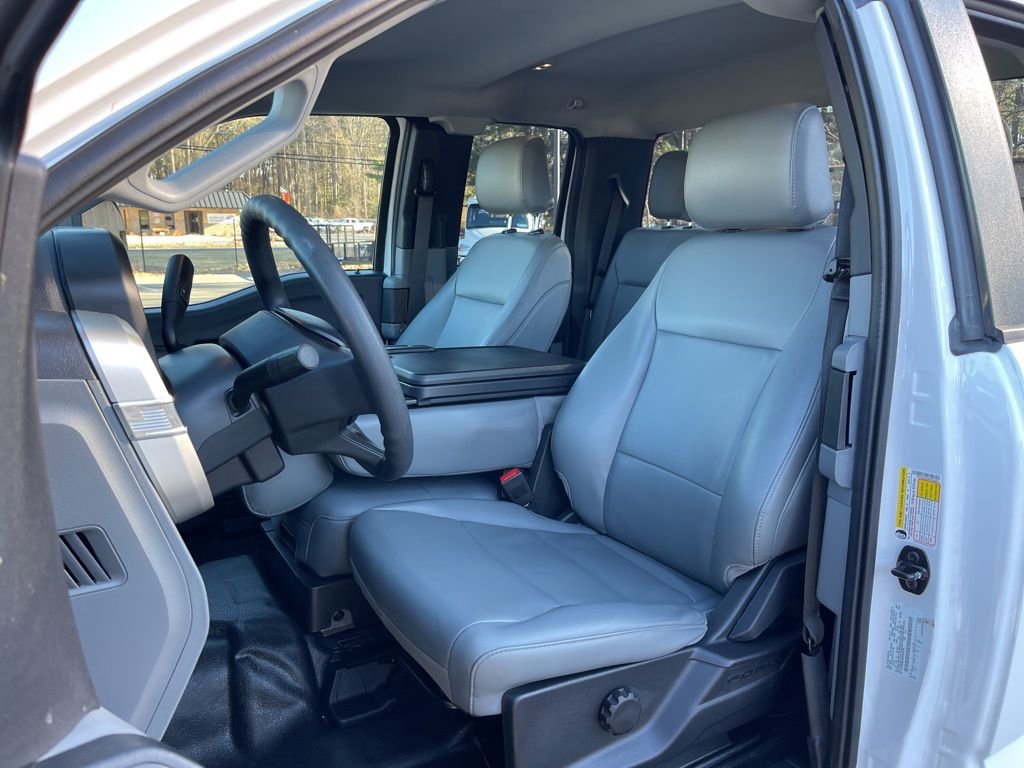Used 2023 Ford F250 XL w/ Snow Plow Prep Package image 18
