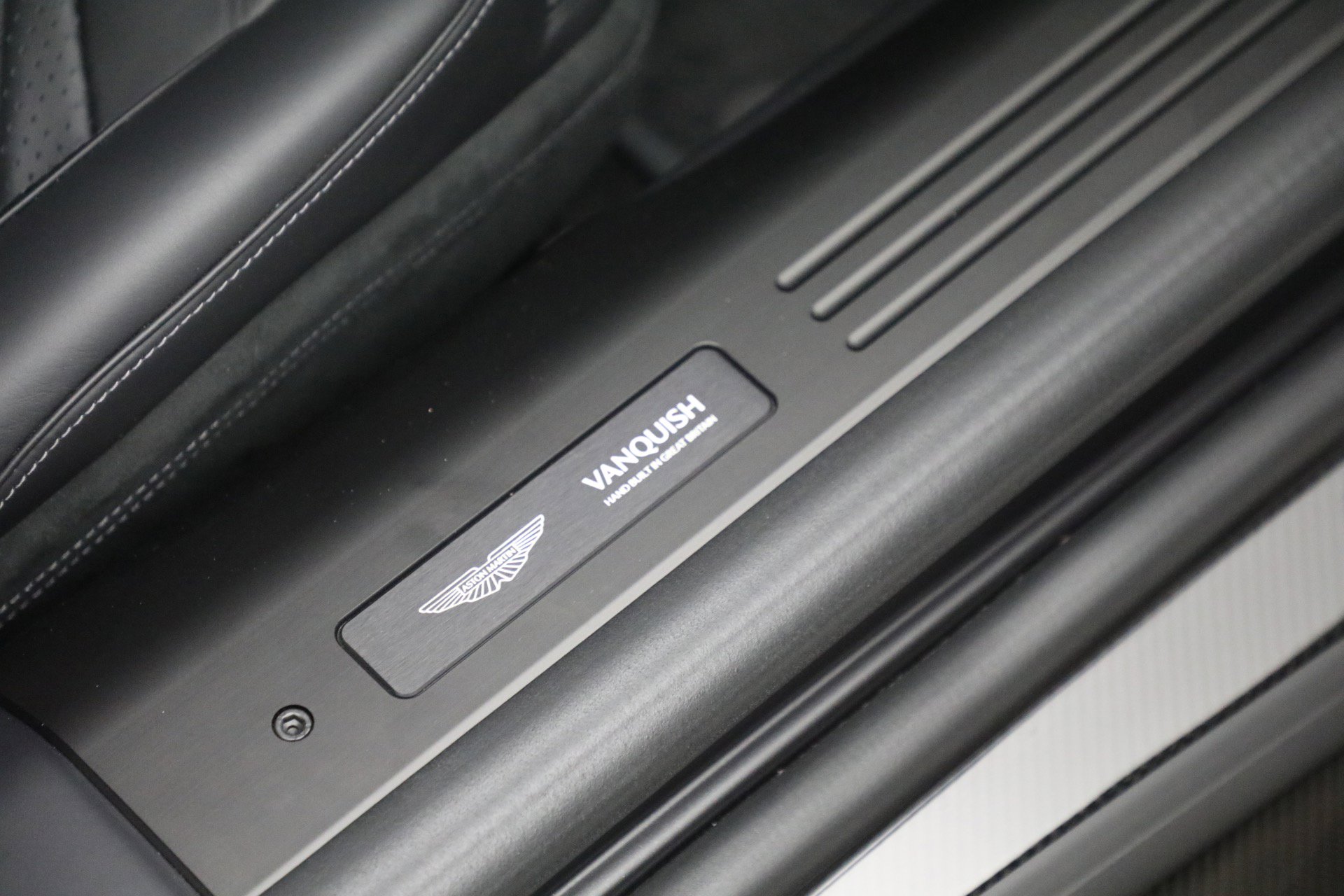 Used 2025 Aston Martin Vanquish image 29