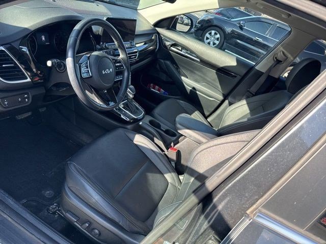Certified 2023 Kia Seltos EX image 13