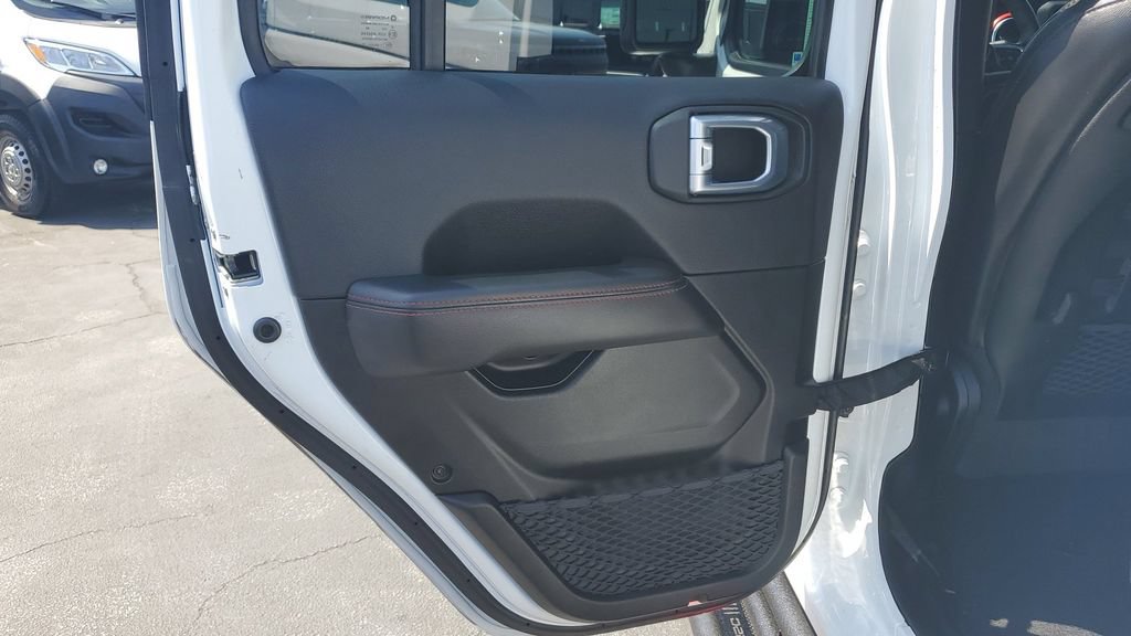 Used 2023 Jeep Wrangler Unlimited Rubicon w/ LED Lighting Group AWD/4WD image 16