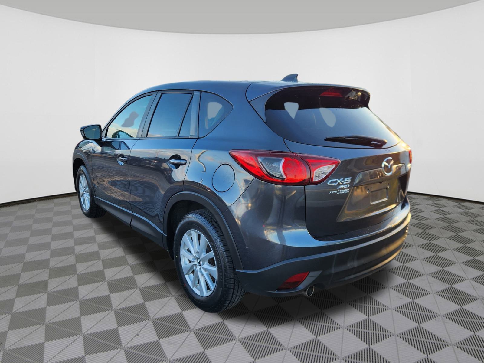 Used 2014 MAZDA CX-5 Touring image 3