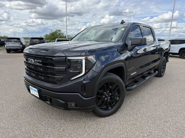 Used 2023 GMC Sierra 1500 Elevation RWD image 3