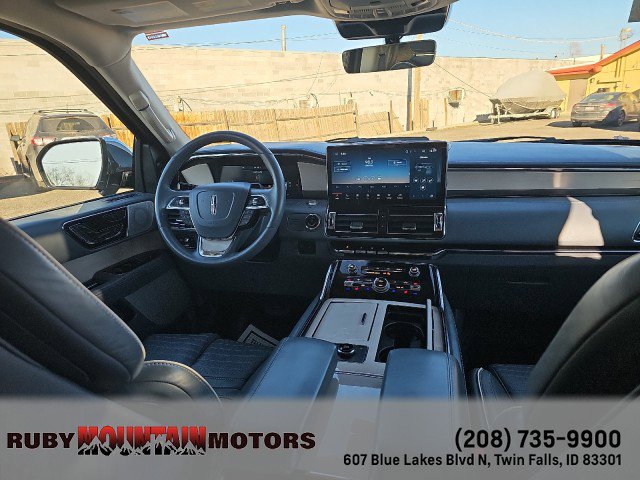 Used 2022 Lincoln Navigator L Black Label image 38