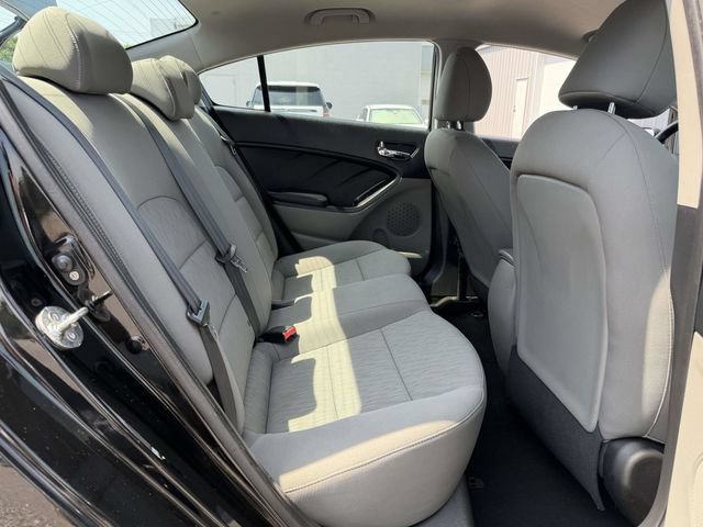 Used 2015 Kia Forte LX FWD image 13