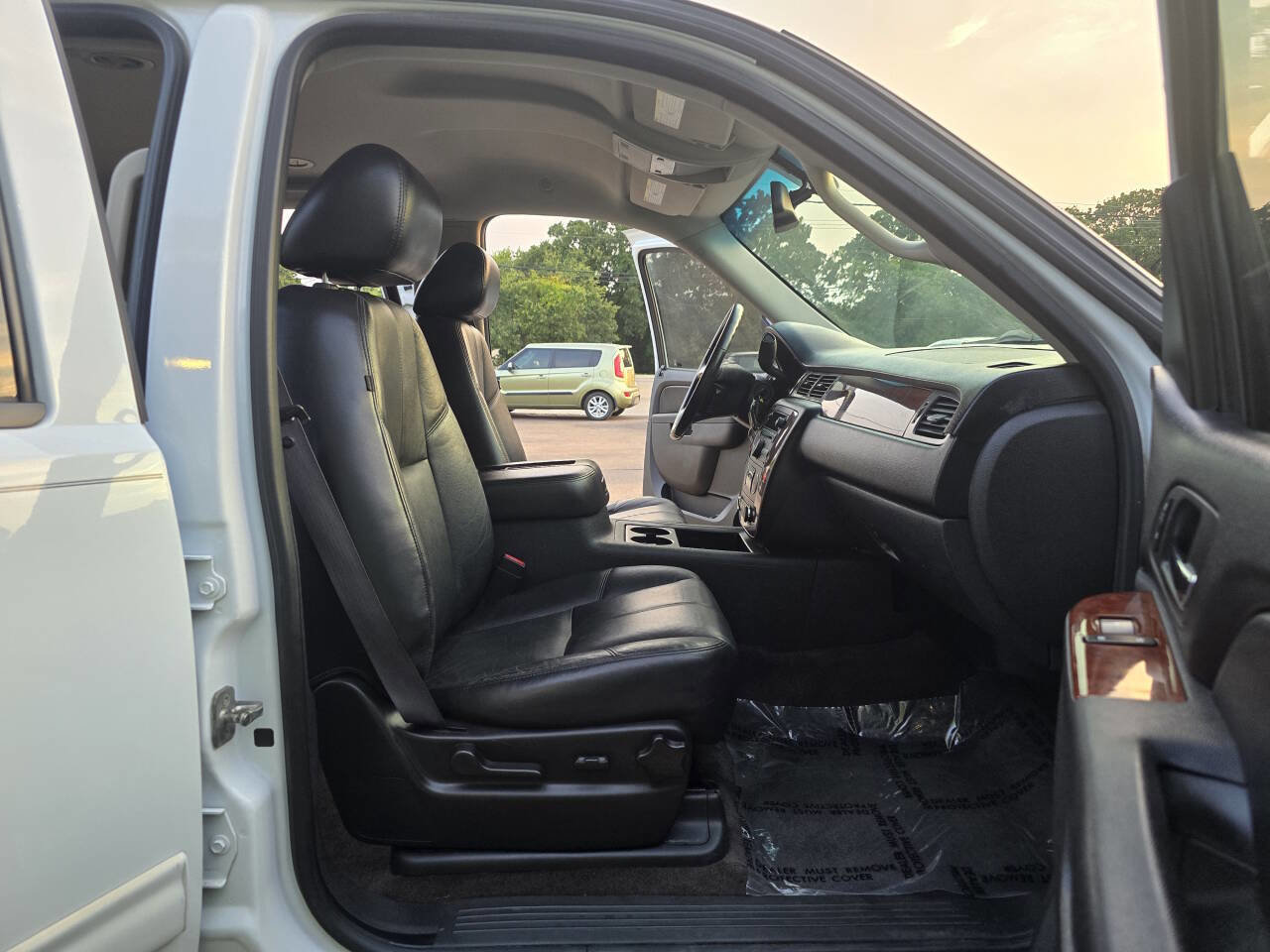 Used 2012 Chevrolet Tahoe LT w/ Texas Edition image 21