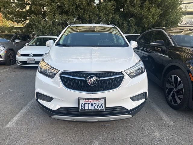 Used 2018 Buick Encore Preferred image 2
