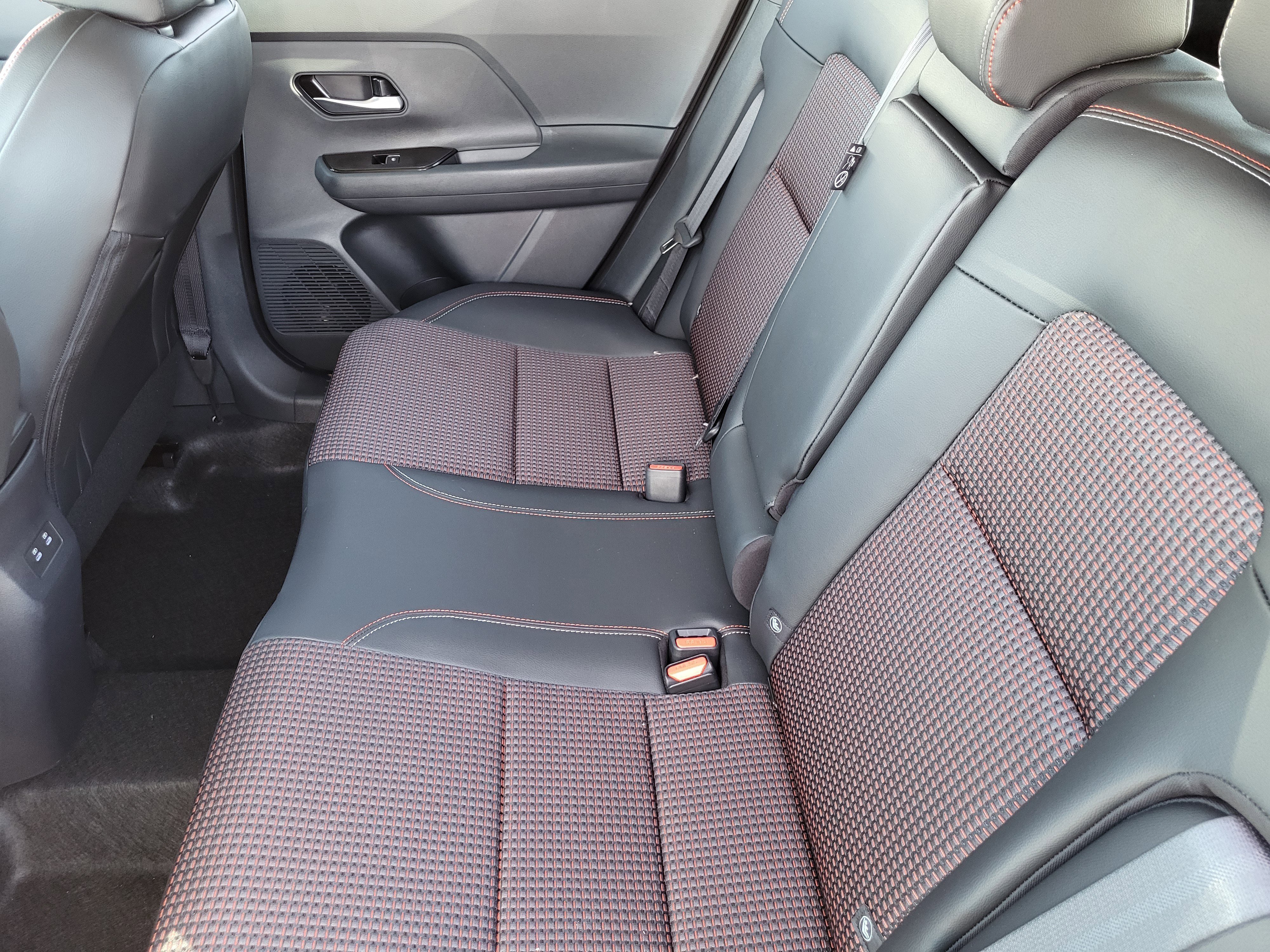 New 2026 Nissan Kicks SR w/ Illumination Package image 10