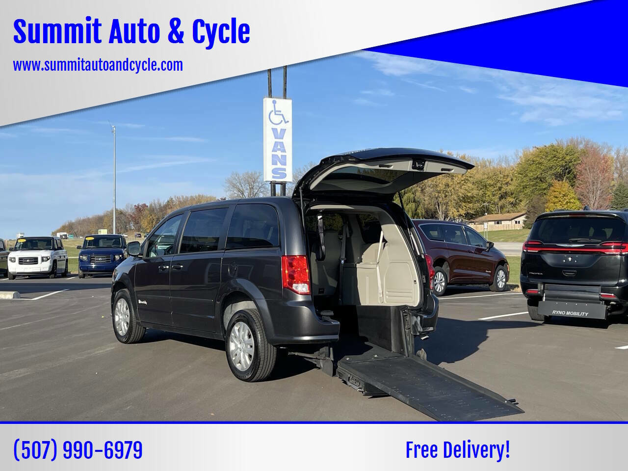 Used 2016 Dodge Grand Caravan SE w/ Quick Order Package 29E SE image 2