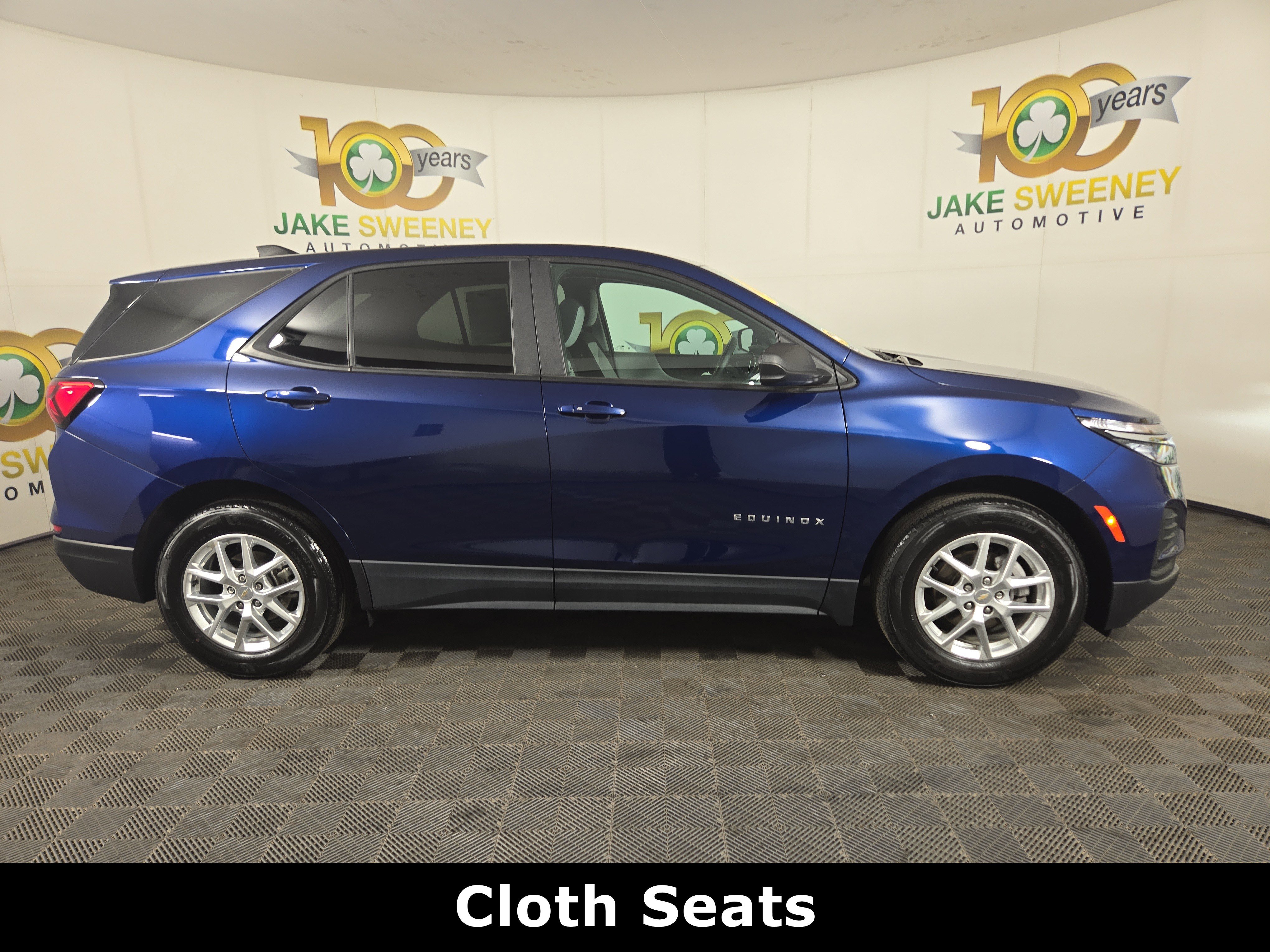 Used 2022 Chevrolet Equinox LS w/ LS Convenience Package image 10