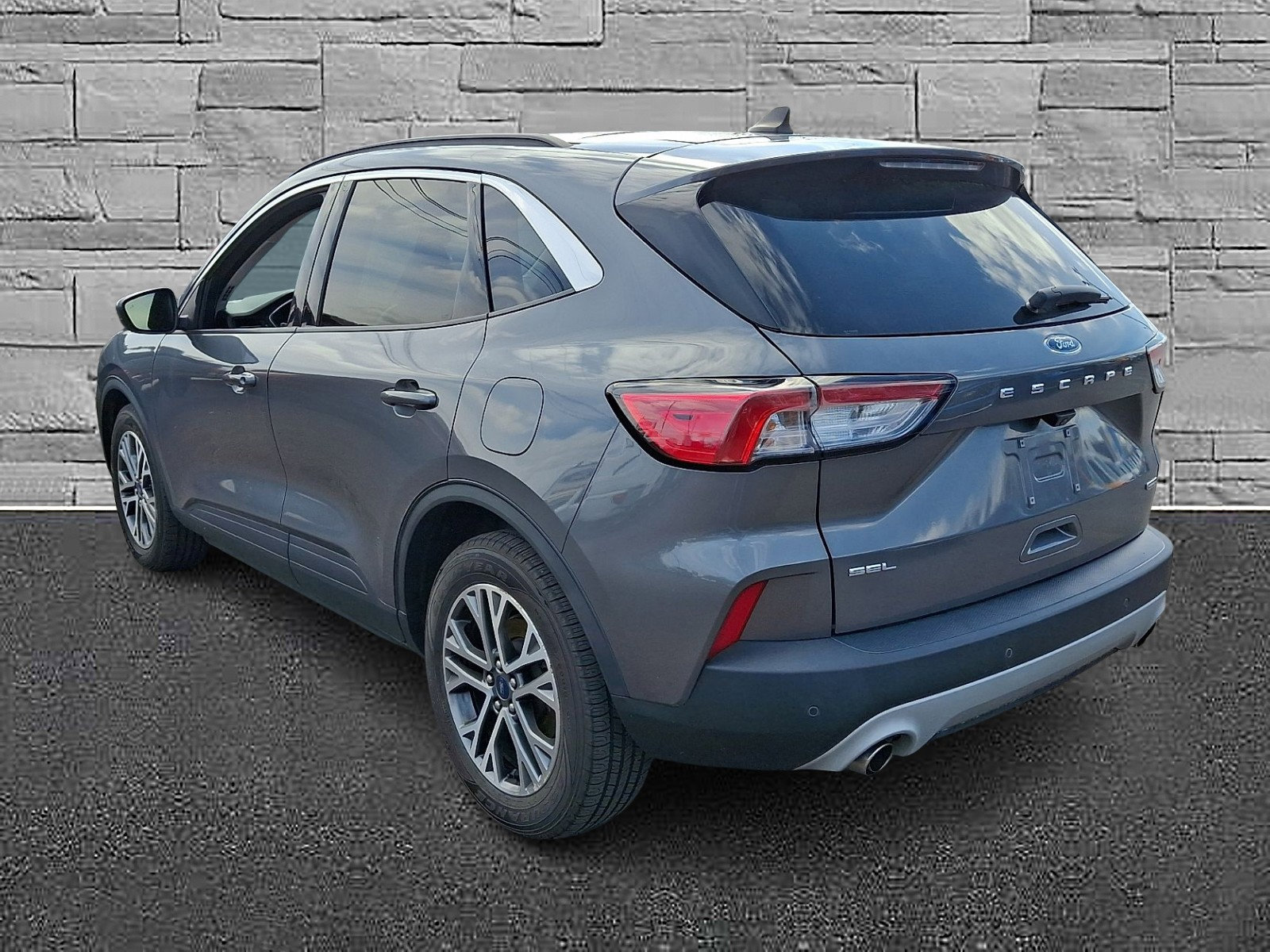 Certified 2021 Ford Escape SEL w/ Technology Package image 8