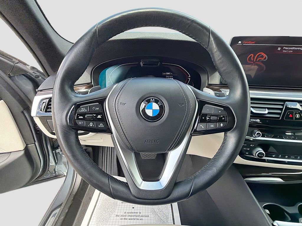 Used 2021 BMW 540i w/ Premium Package RWD image 40