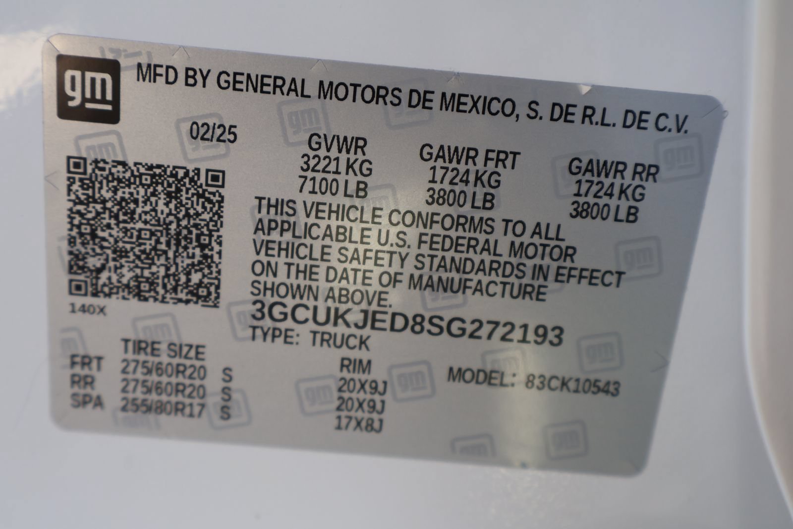 Used 2025 Chevrolet Silverado 1500 High Country w/ Technology Package AWD/4WD image 31