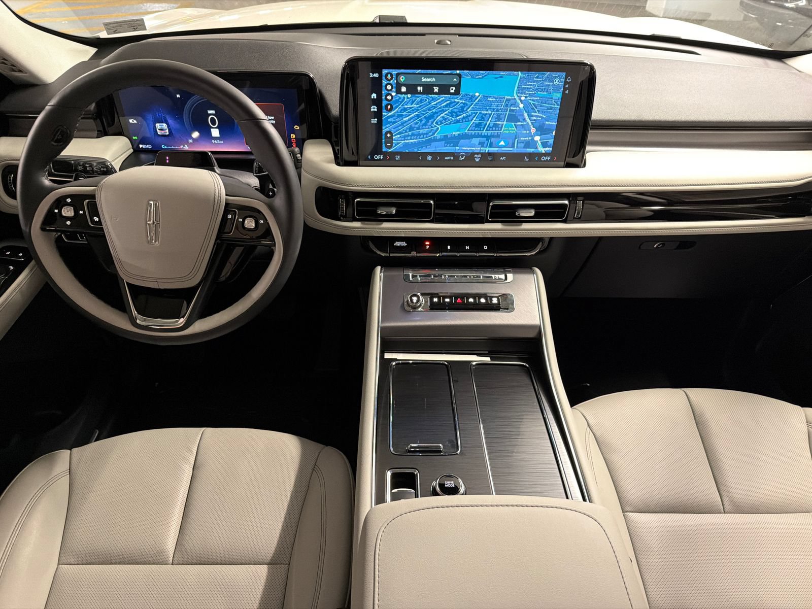 New 2026 Lincoln Aviator AWD image 22