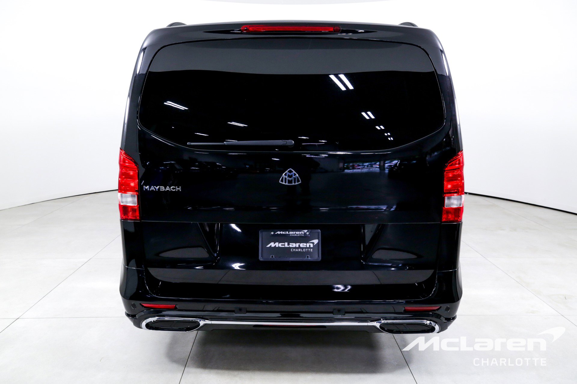 Used 2018 Mercedes-Benz Metris Passenger image 7