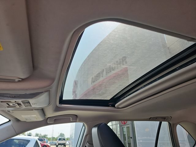Certified 2022 Toyota RAV4 XLE Premium FWD image 24