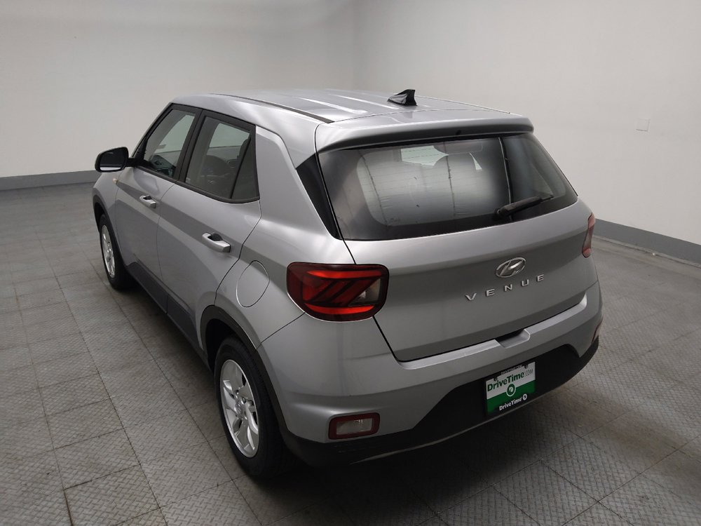 Used 2021 Hyundai Venue SE FWD image 5