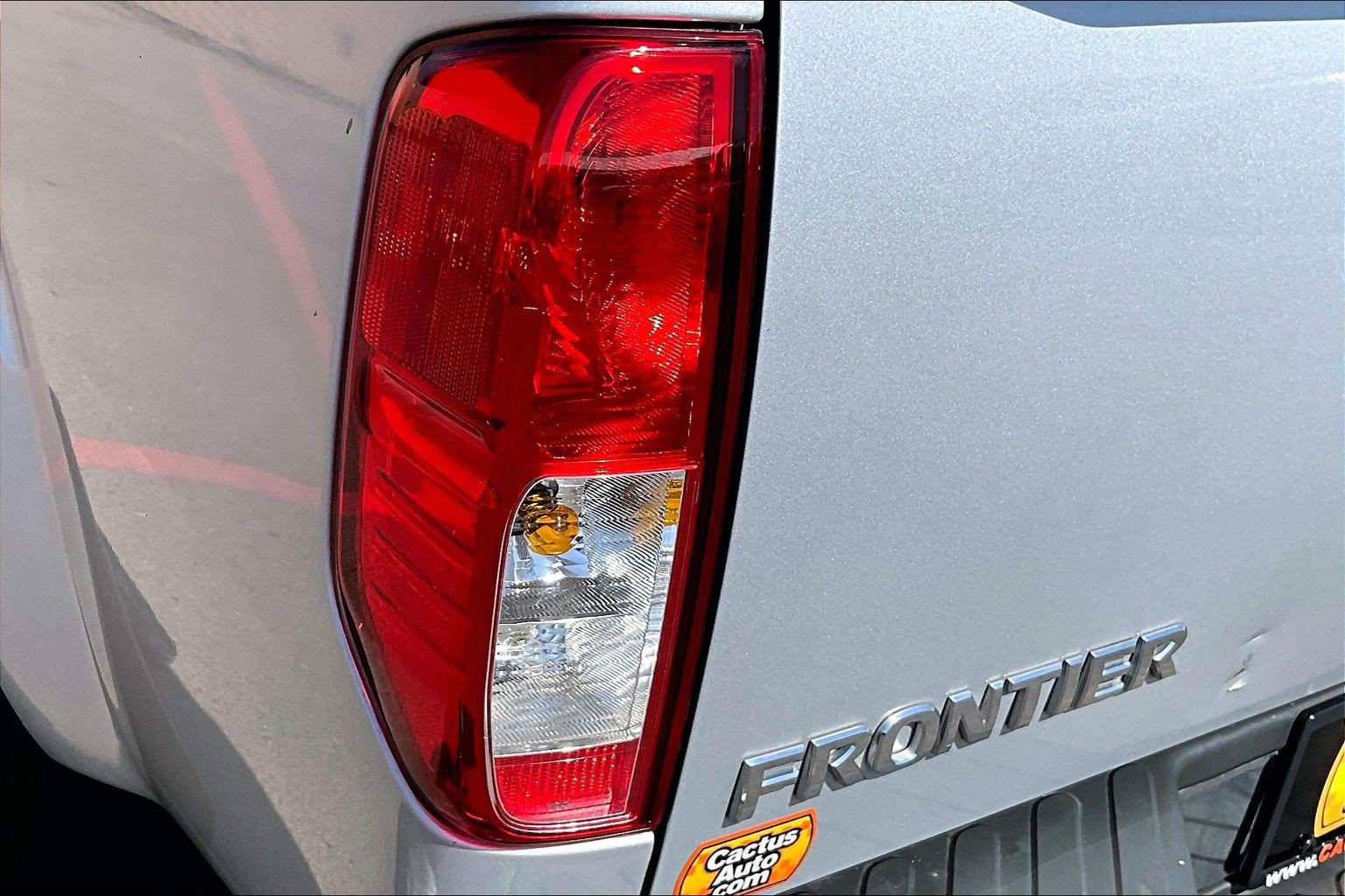 Used 2018 Nissan Frontier SV w/ Value Truck Package AWD/4WD image 30