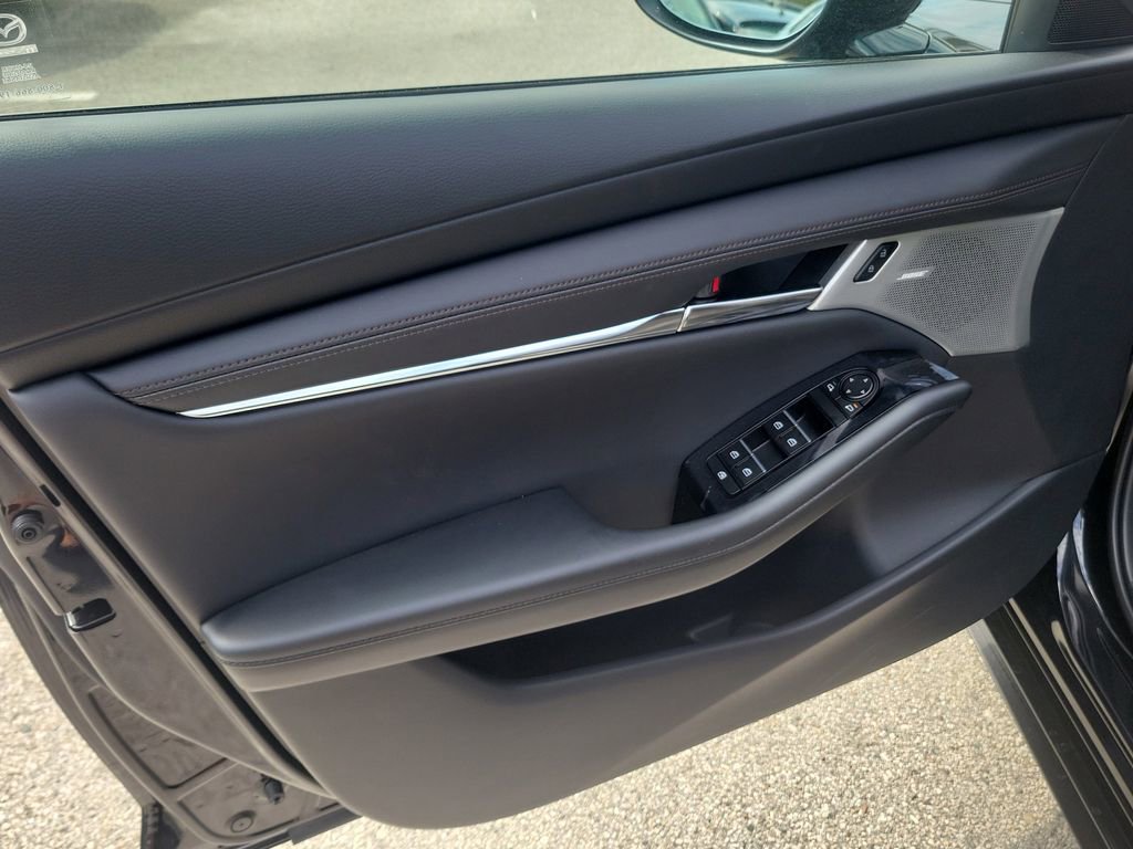 New 2026 MAZDA MAZDA3 2.5 Turbo Sedan w/Premium Plus image 17