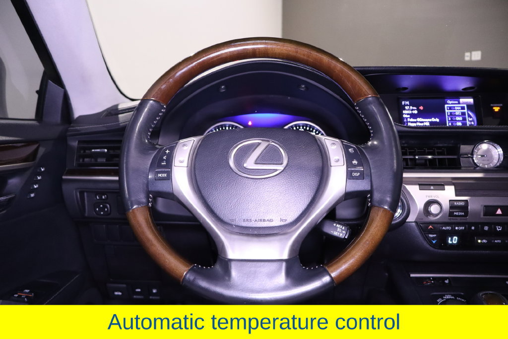 Used 2013 Lexus ES 350 w/ Premium Pkg FWD image 16