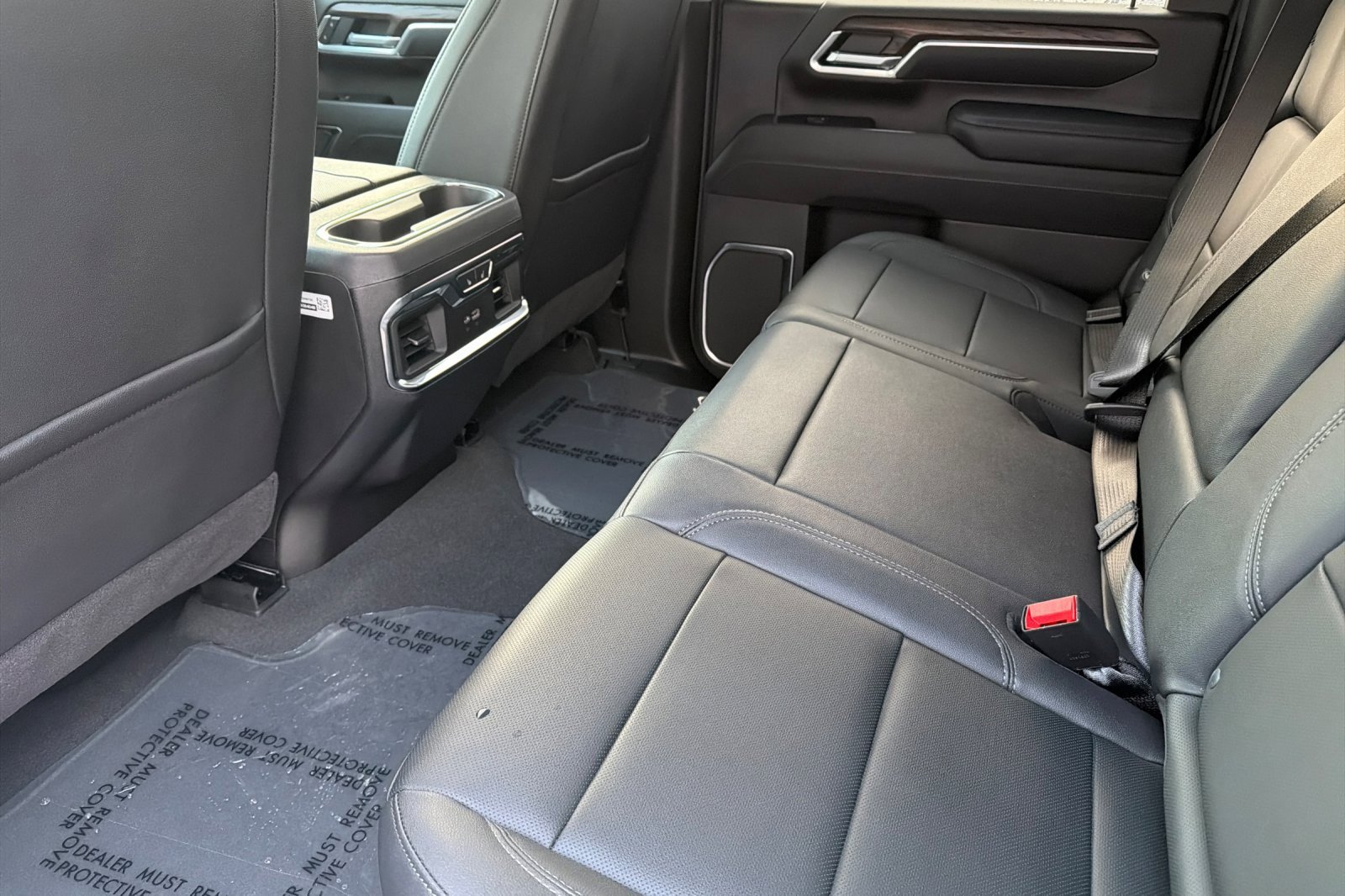New 2026 GMC Sierra 3500 SLT w/ SLT Premium Package image 9
