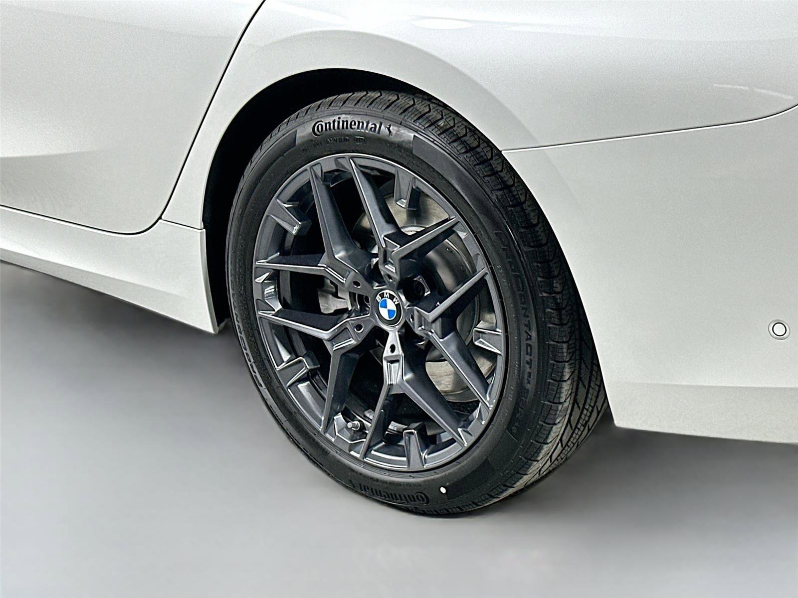 New 2025 BMW 330i Sedan w/ Premium Package RWD image 9