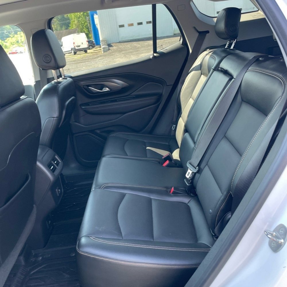 Used 2020 GMC Terrain SLT w/ Preferred Package AWD/4WD image 13