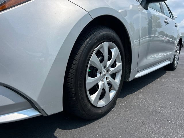 Used 2024 Toyota Corolla LE FWD image 12