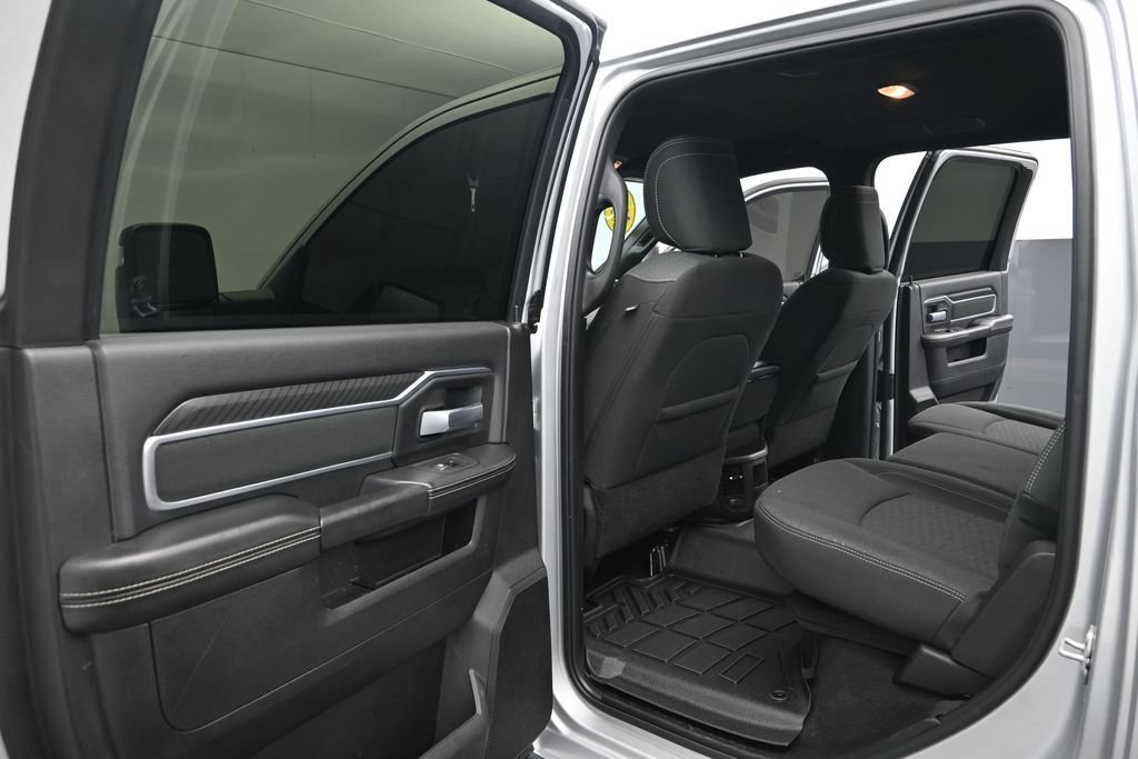 Used 2026 RAM 2500 Big Horn AWD/4WD image 13