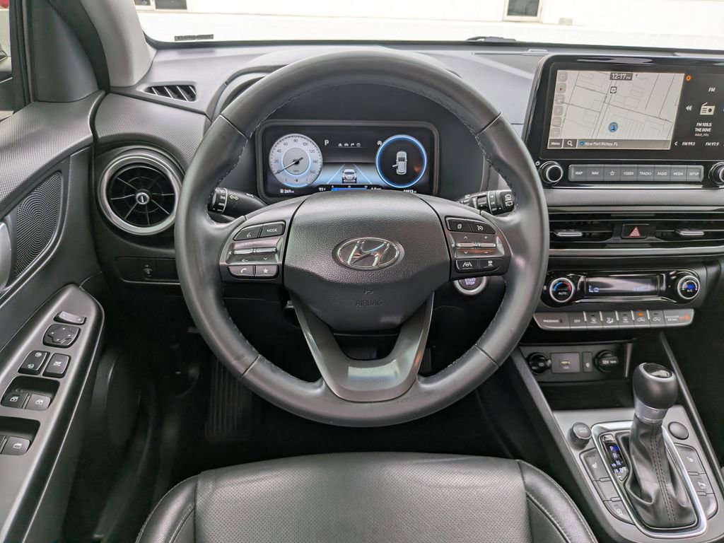 Used 2022 Hyundai Kona Limited FWD image 15