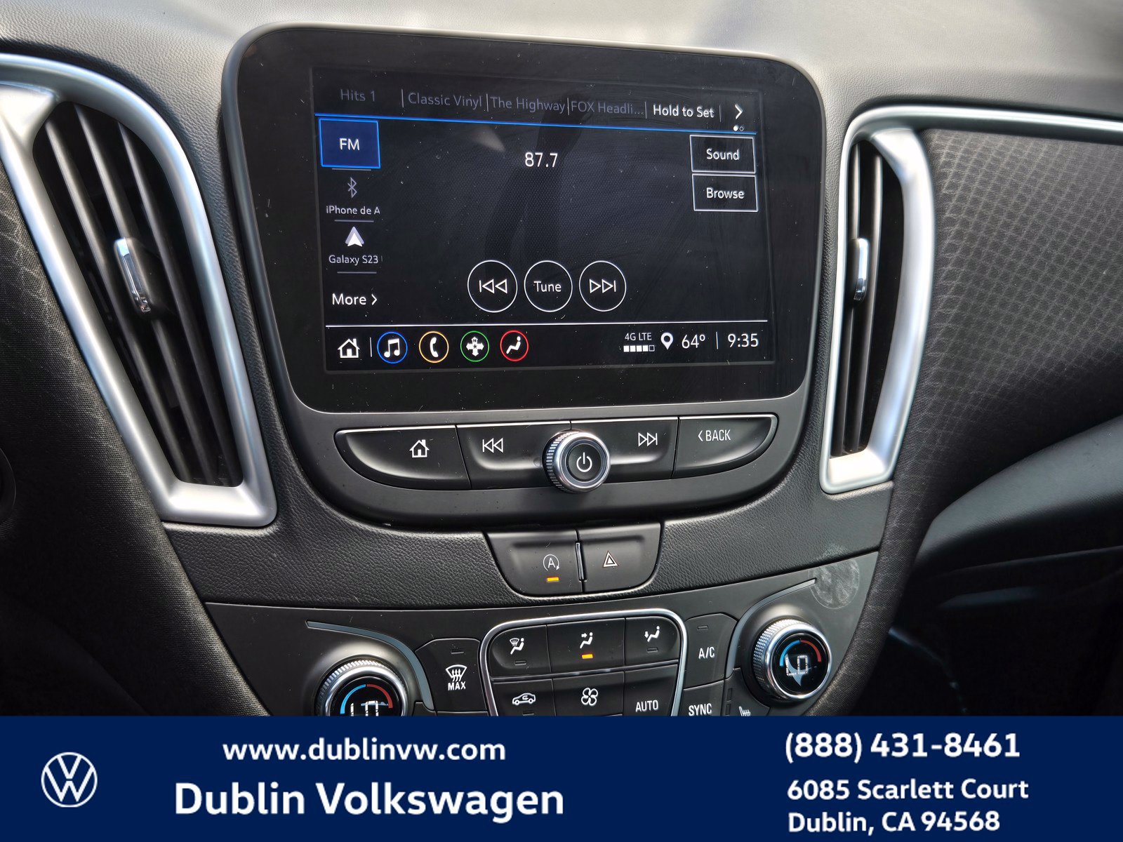 Used 2023 Chevrolet Malibu LT FWD image 14