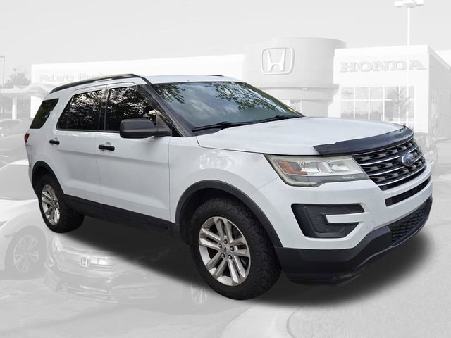 Used 2017 Ford Explorer 4WD image 3