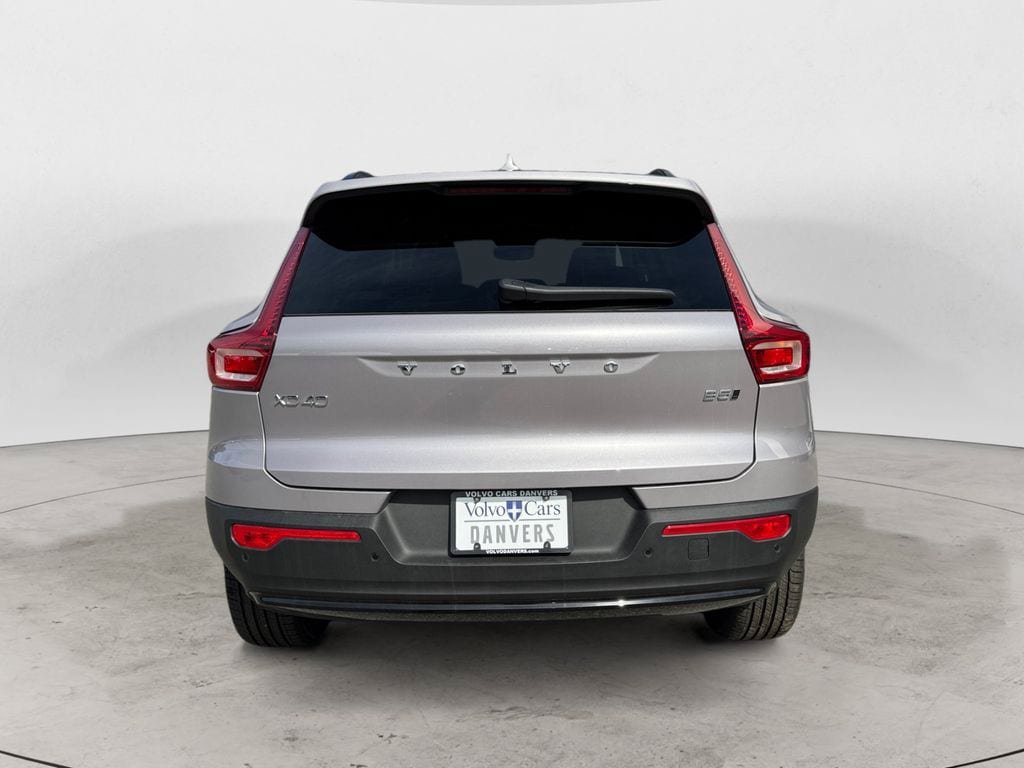 New 2026 Volvo XC40 B5 Plus w/ Protection Package Premier AWD/4WD image 4