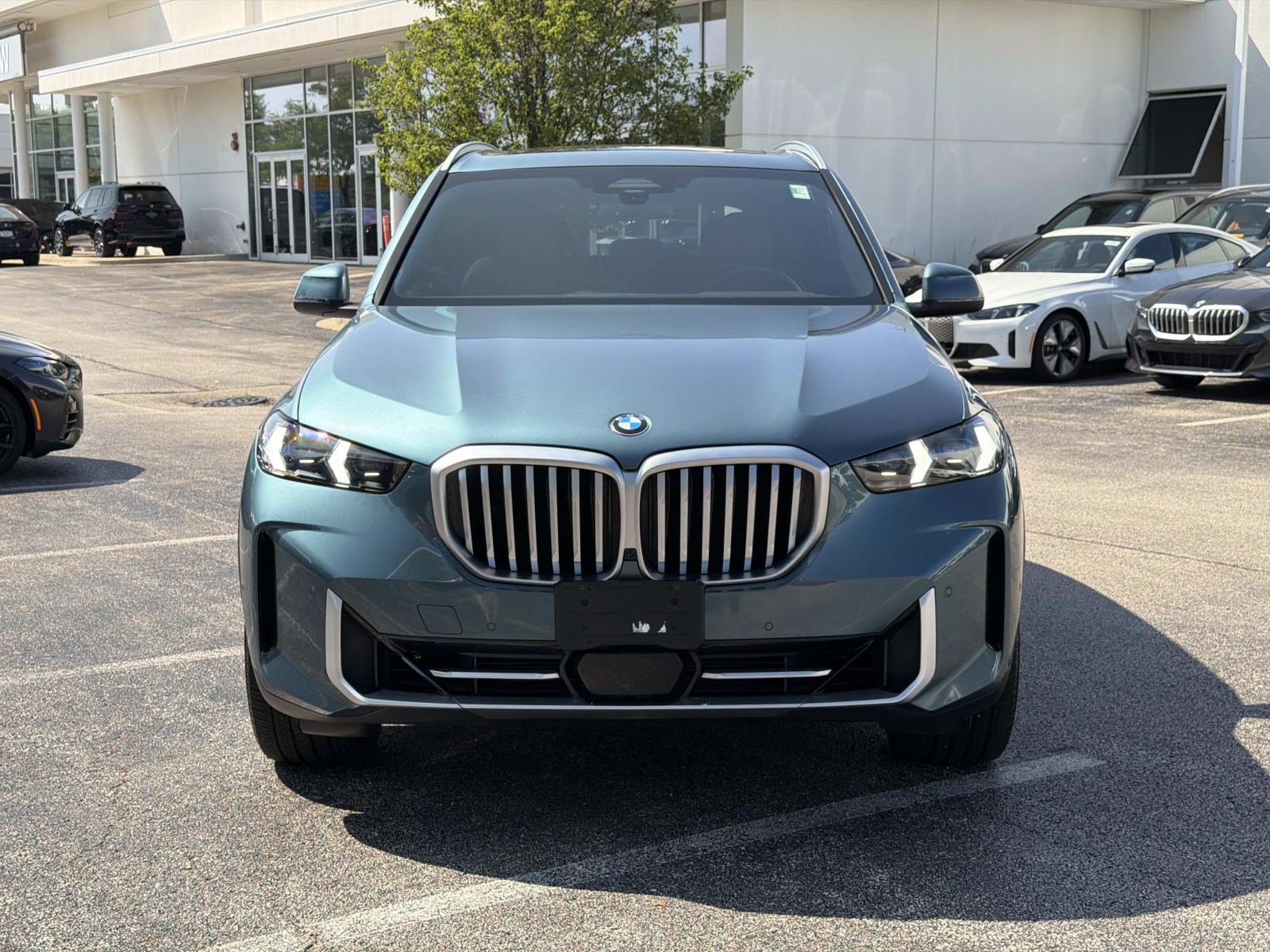 Certified 2024 BMW X5 xDrive40i AWD/4WD image 4