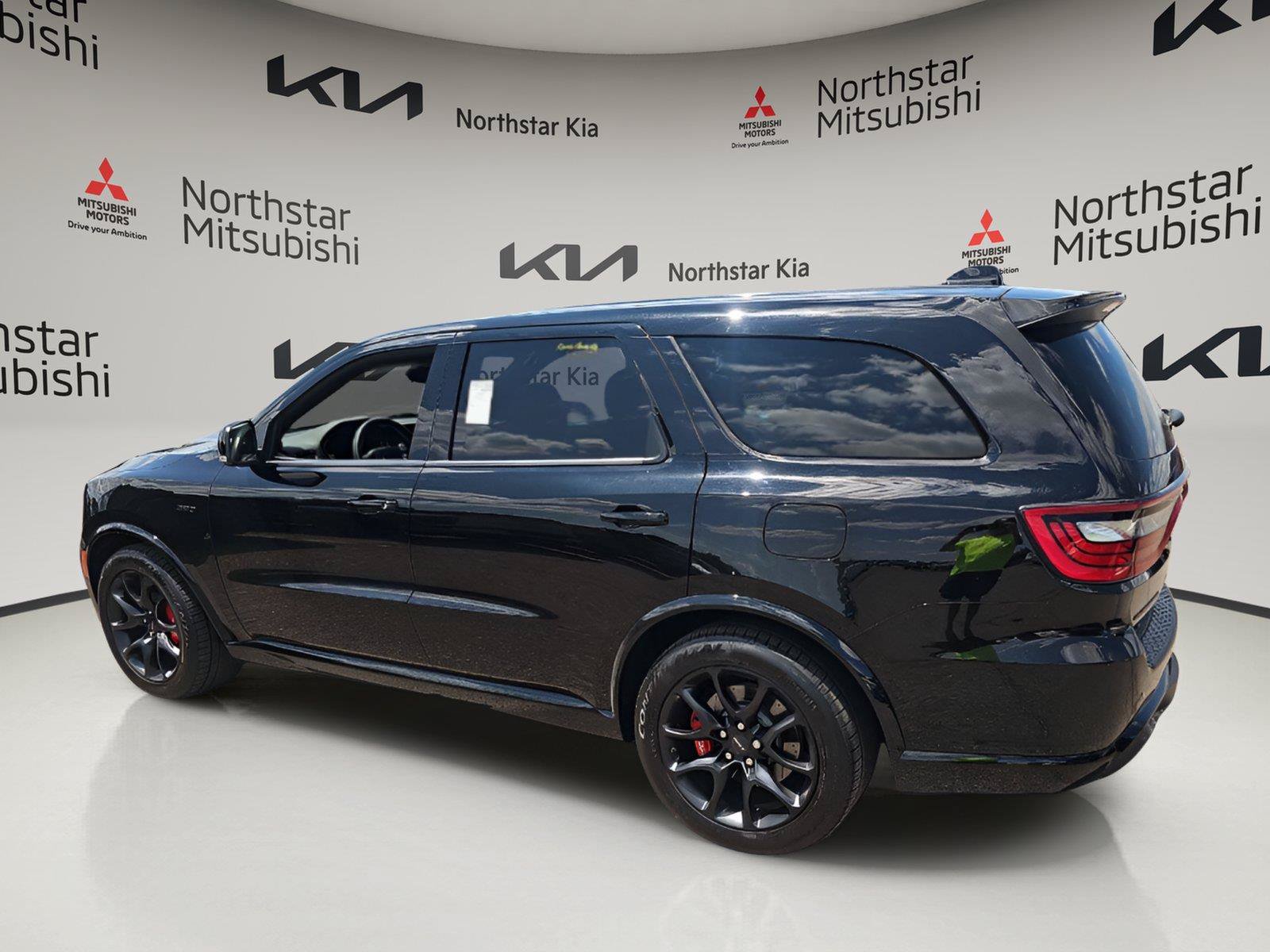 Used 2022 Dodge Durango SRT w/ Premium Interior Group AWD/4WD image 6