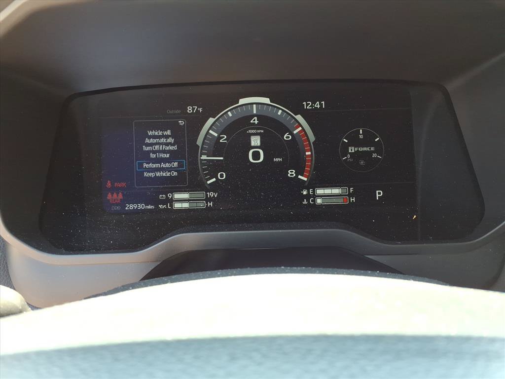 Used 2024 Toyota Tundra Limited AWD/4WD image 18