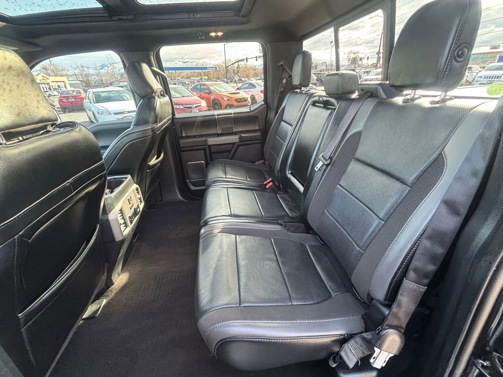 Used 2019 Ford F150 Raptor w/ Equipment Group 802A Luxury image 9