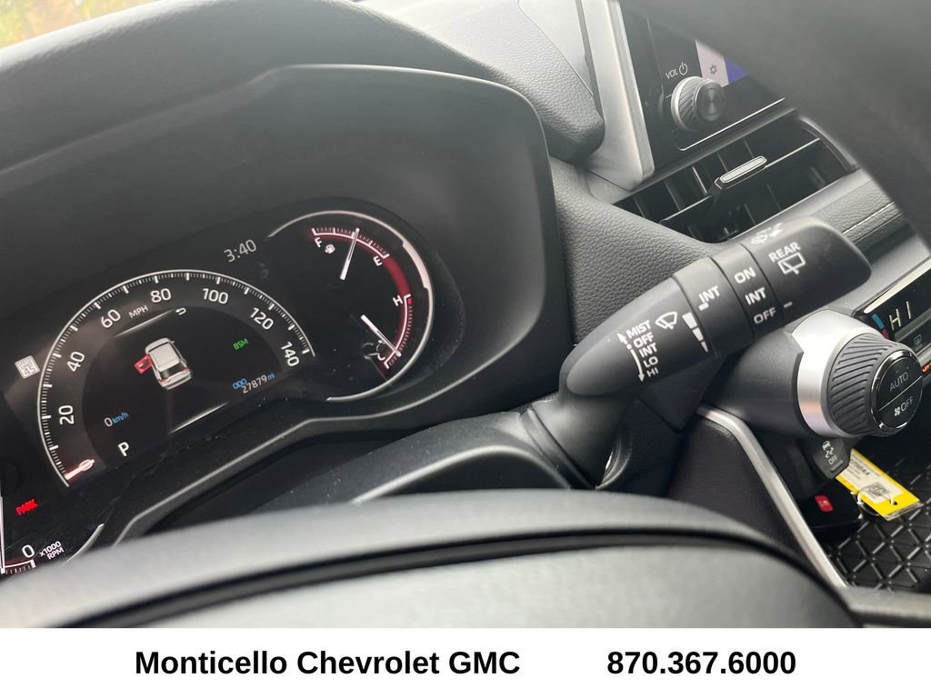 Used 2024 Toyota RAV4 XLE image 30