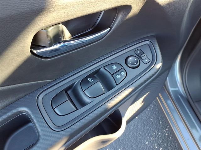 New 2025 Nissan Versa SV w/ Trunk Package image 20