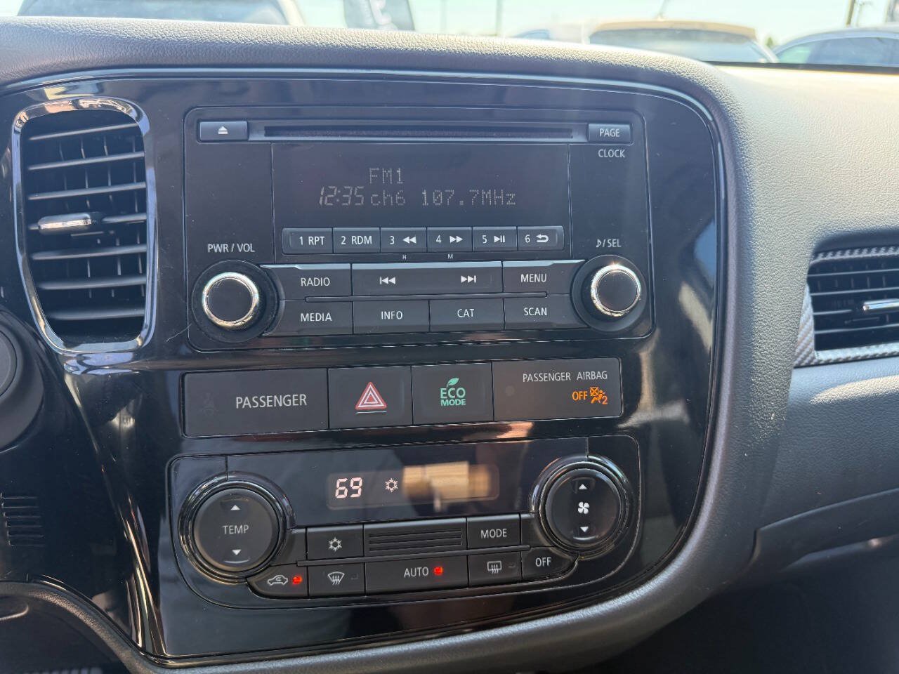 Used 2016 Mitsubishi Outlander ES FWD image 19