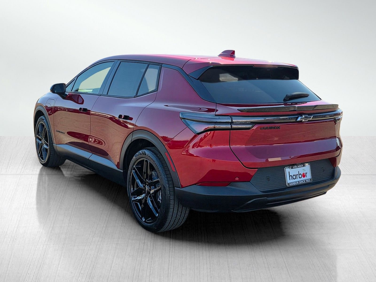 New 2026 Chevrolet Equinox EV LT w/ LPO, Blackout Package image 5