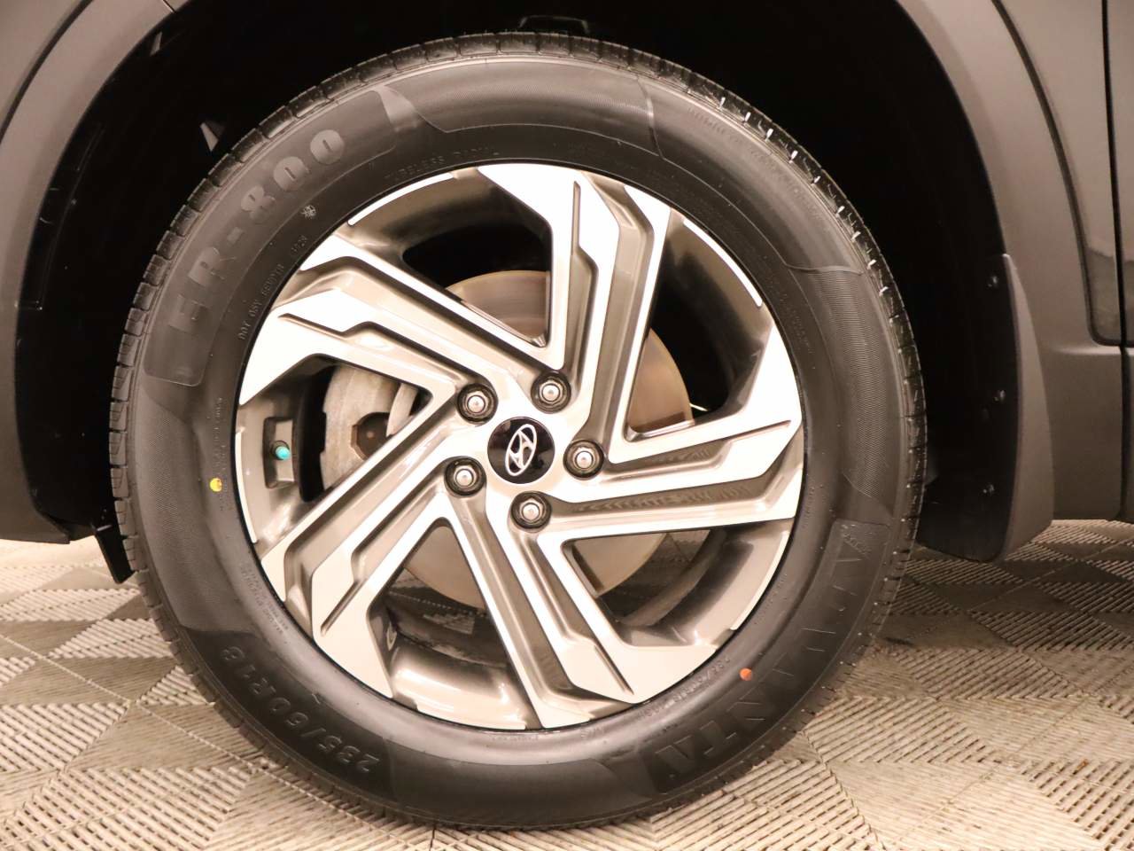 Used 2023 Hyundai Santa Fe SEL w/ Cargo Package image 7