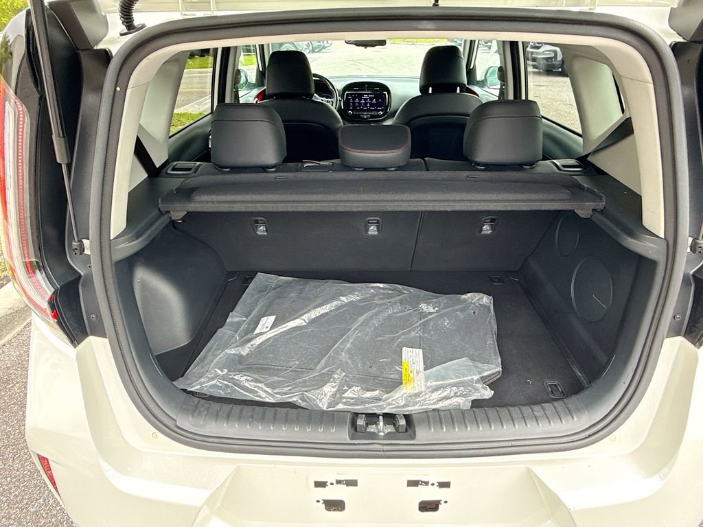 Used 2024 Kia Soul GT-Line w/ GT-Line Technology Package image 27