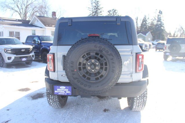 New 2026 Ford Bronco Outer Banks w/ Sasquatch Package AWD/4WD image 3
