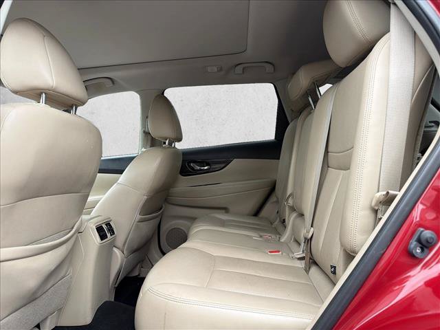 Used 2017 Nissan Rogue SL w/ SL Premium Package AWD/4WD image 18