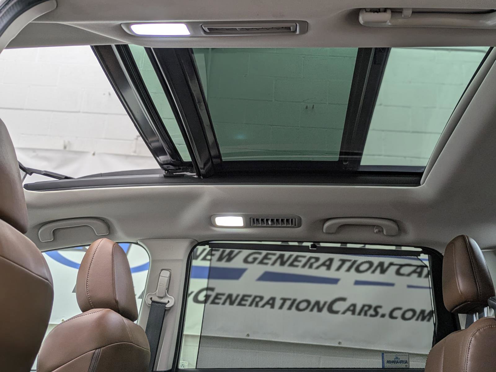 Used 2023 Subaru Ascent Touring image 4