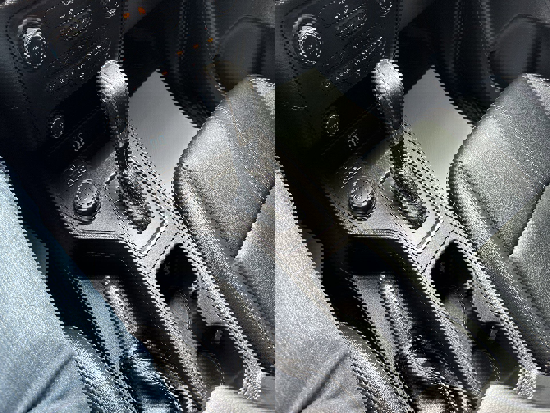 Used 2021 Ford Ranger Lariat w/ Equipment Group 501A High image 13