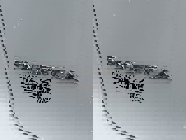 Used 2023 Chrysler Pacifica Touring-L image 7