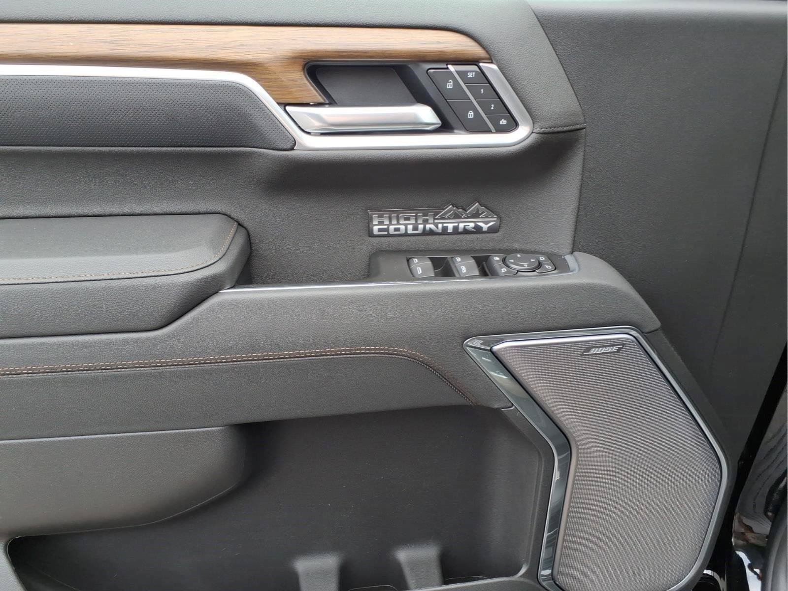New 2026 Chevrolet Silverado 1500 High Country AWD/4WD image 14