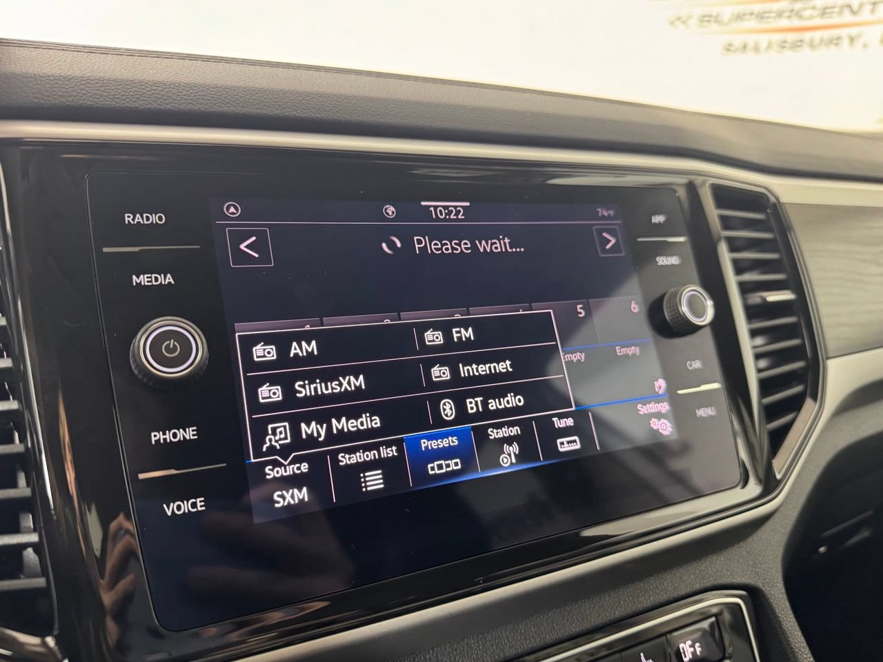 Used 2023 Volkswagen Atlas SE w/ Panoramic Sunroof Package FWD image 18