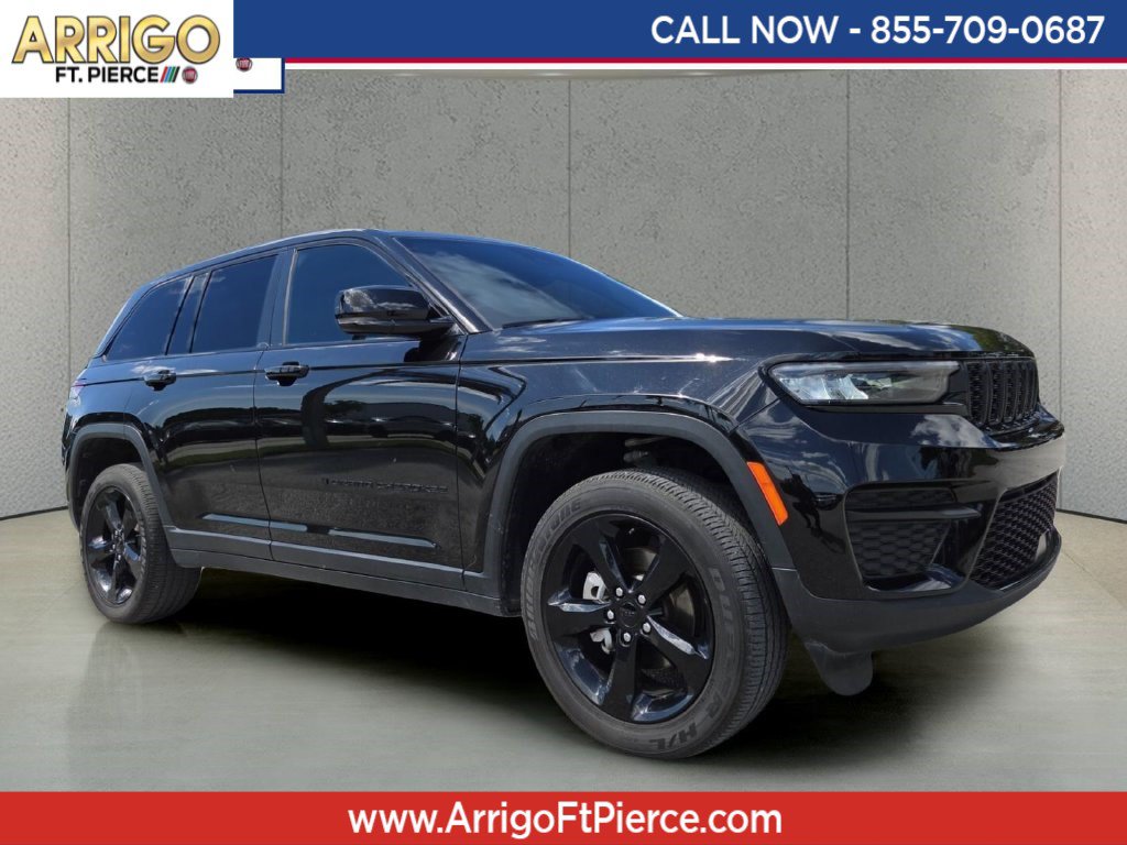 Used 2025 Jeep Grand Cherokee Altitude